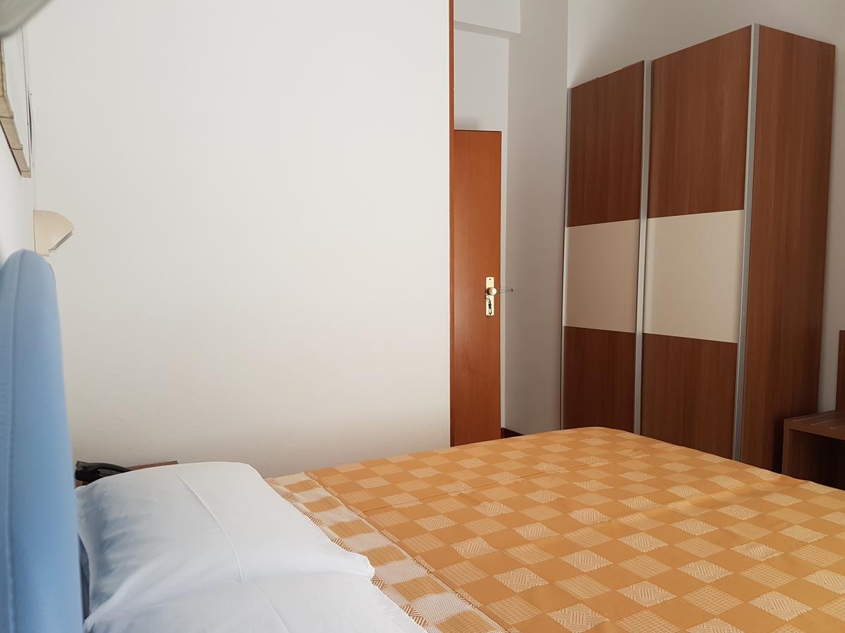 Hotel La Falena Cervia Dış mekan fotoğraf